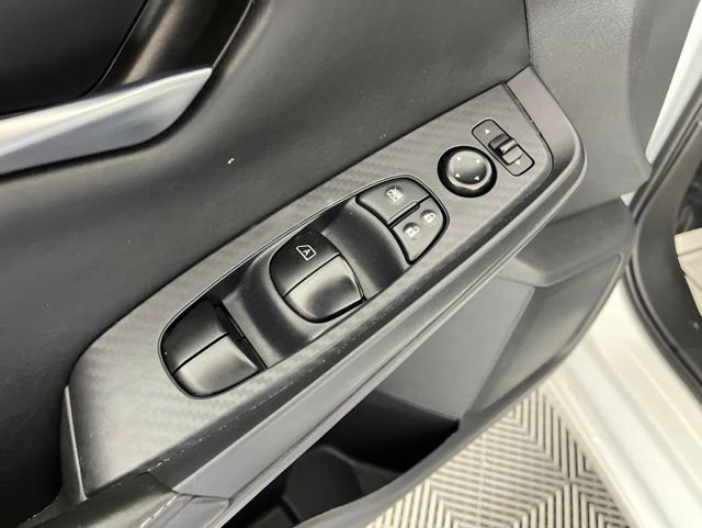 Used 2024 Nissan Sentra SV FWD image 33