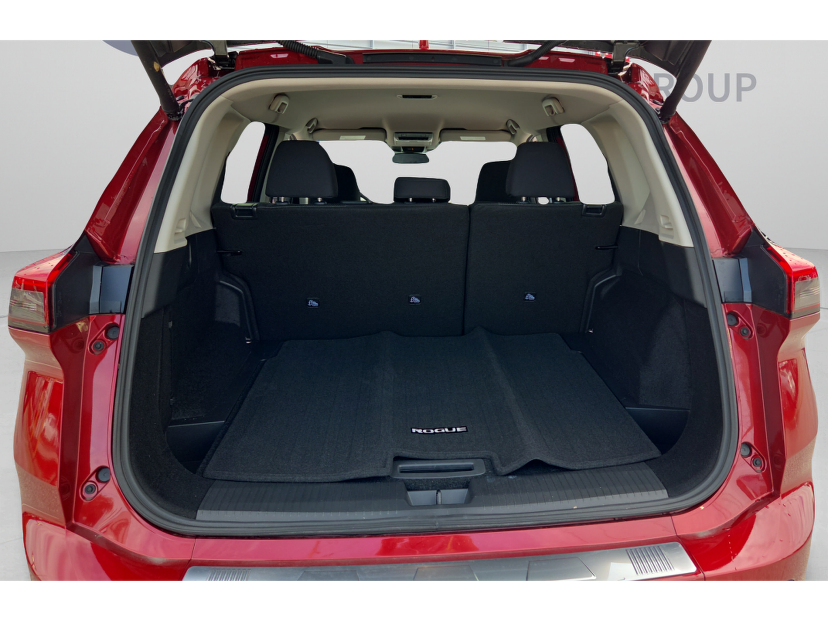 Certified 2026 Nissan Rogue SV FWD image 14