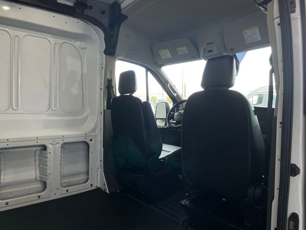 Used 2022 Ford Transit 150 Medium Roof image 18