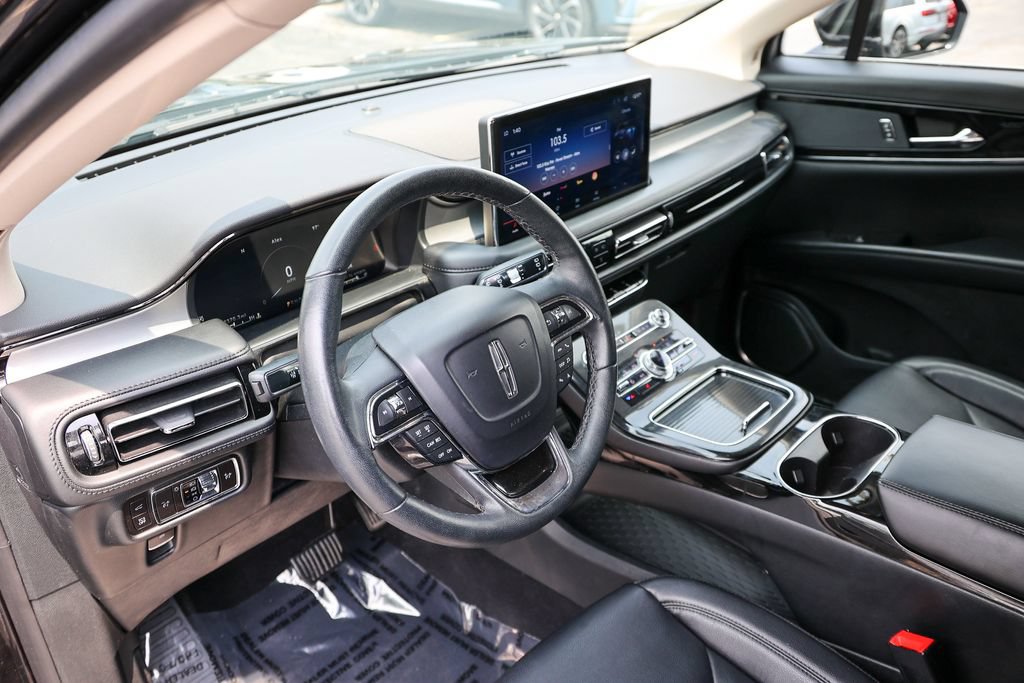 Certified 2023 Lincoln Nautilus FWD image 25