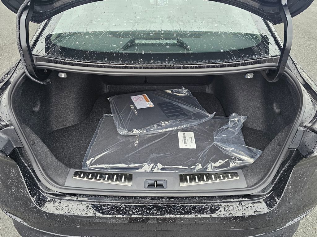 New 2026 Nissan Sentra SR w/ SR Premium Package image 23