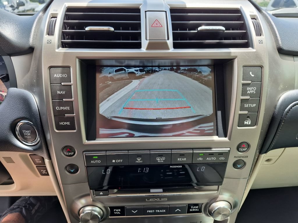 Used 2020 Lexus GX 460 Premium w/ Premium Package AWD/4WD image 29