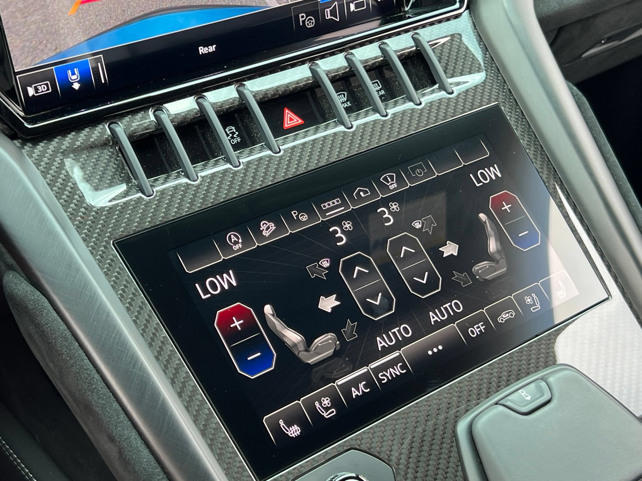 Used 2023 Lamborghini Urus Performante AWD/4WD image 34