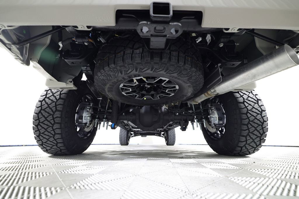 Used 2026 GMC Sierra 2500 AT4X w/ LPO, Black Badging Package AWD/4WD image 64