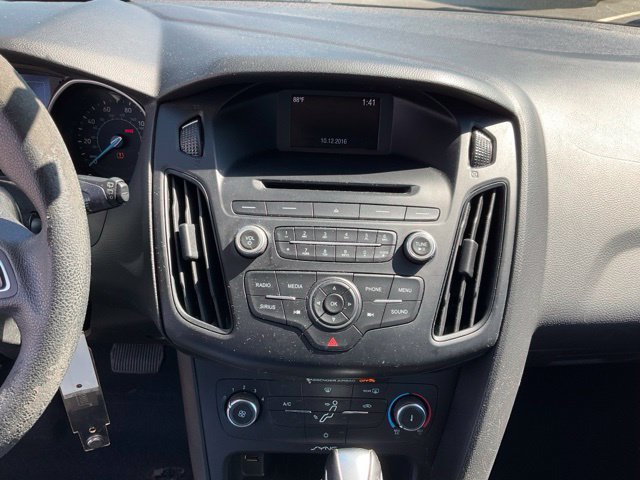 Used 2016 Ford Focus SE FWD image 12