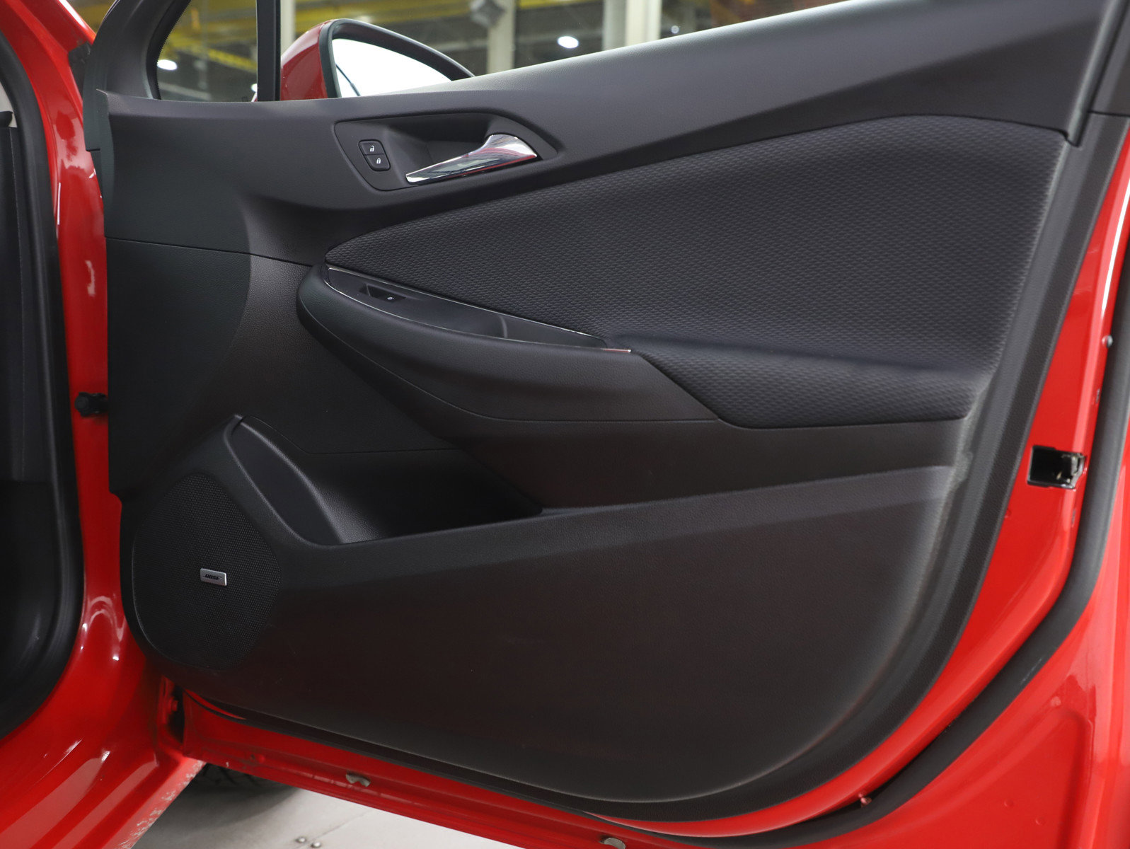Used 2017 Chevrolet Cruze LT w/ Sun And Sound Package image 11
