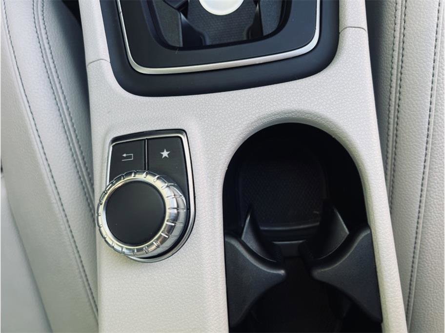 Used 2016 Mercedes-Benz CLA 250 4MATIC w/ Premium 1 Package image 34