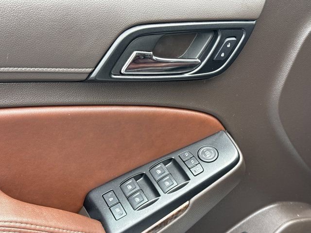 Used 2016 Chevrolet Suburban LTZ AWD/4WD image 17
