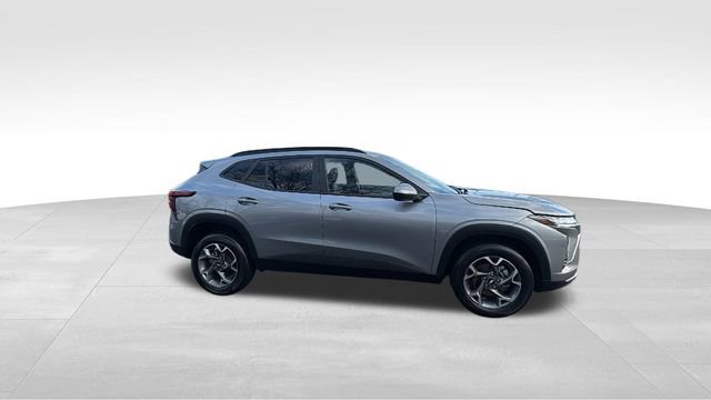 Used 2024 Chevrolet Trax LT image 31