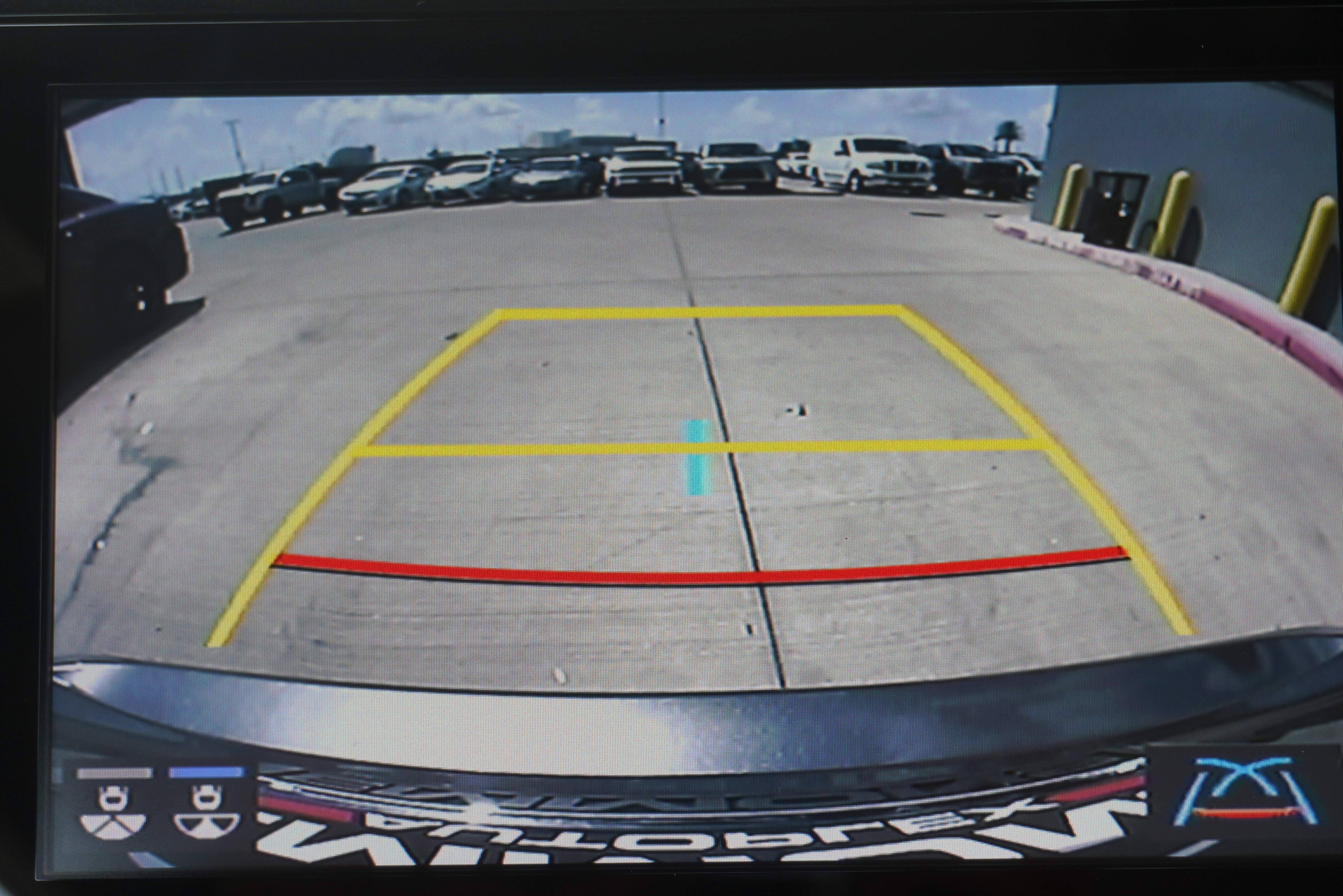 Used 2023 Toyota Camry XLE FWD image 16
