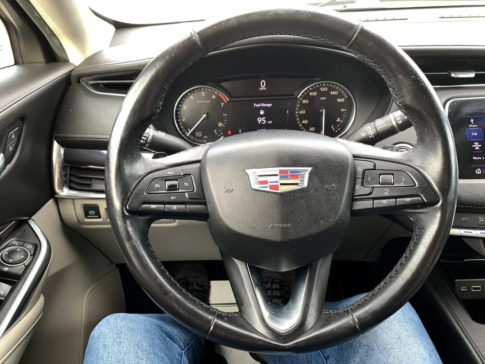 Used 2019 Cadillac XT4 Luxury image 13