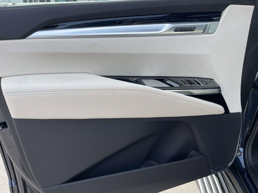 New 2026 Cadillac Escalade ESV Sport image 26