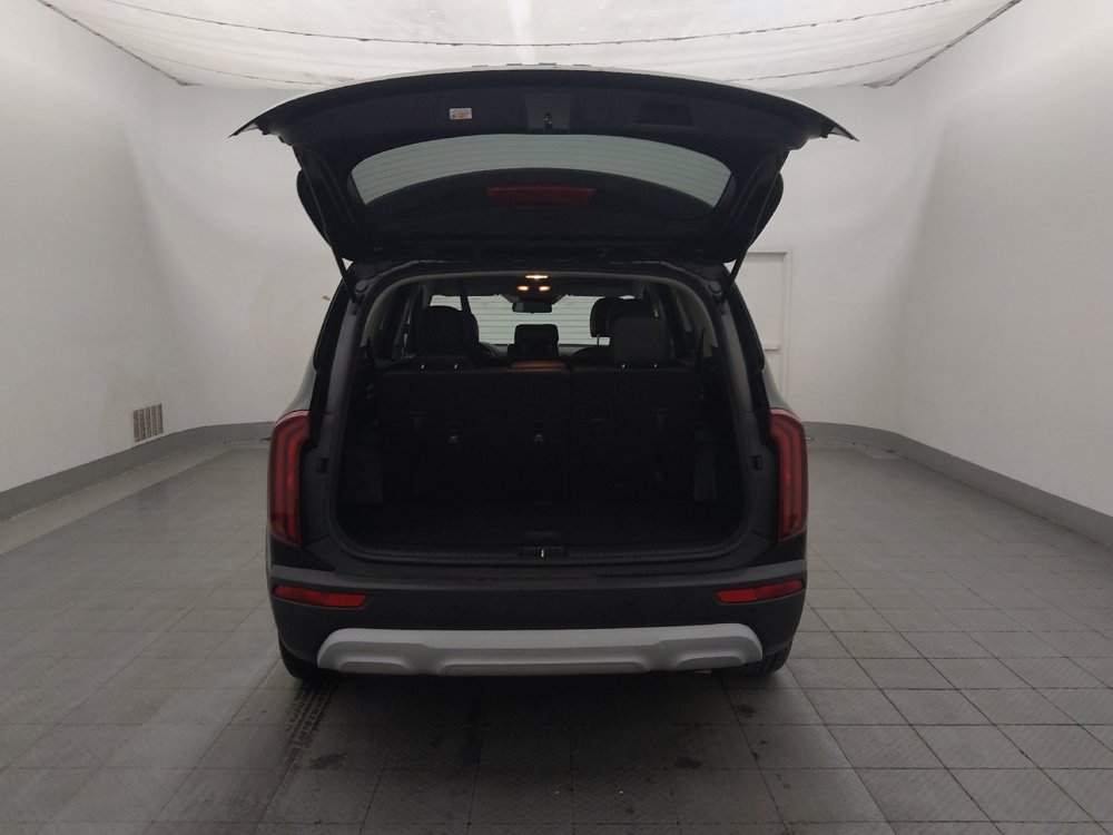 Used 2022 Kia Telluride LX FWD image 29