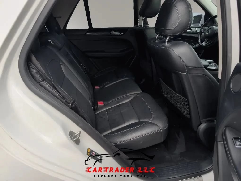 Used 2017 Mercedes-Benz GLE 550e image 30