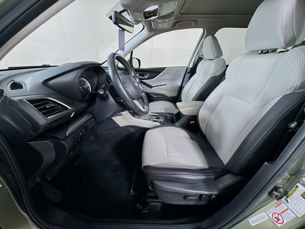 Used 2020 Subaru Forester Premium AWD/4WD image 24