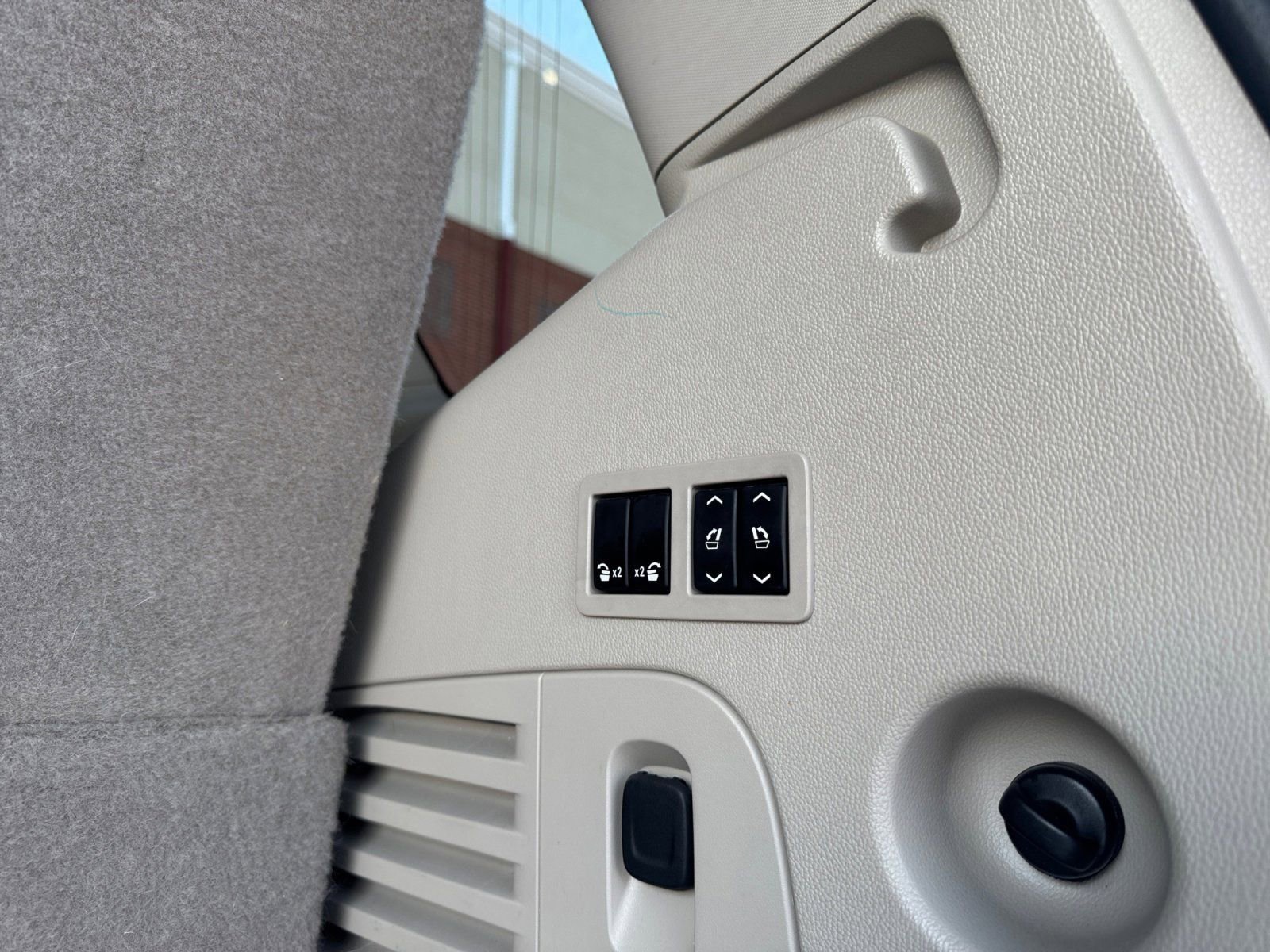 Used 2020 GMC Yukon Denali w/ Denali Ultimate Package image 18