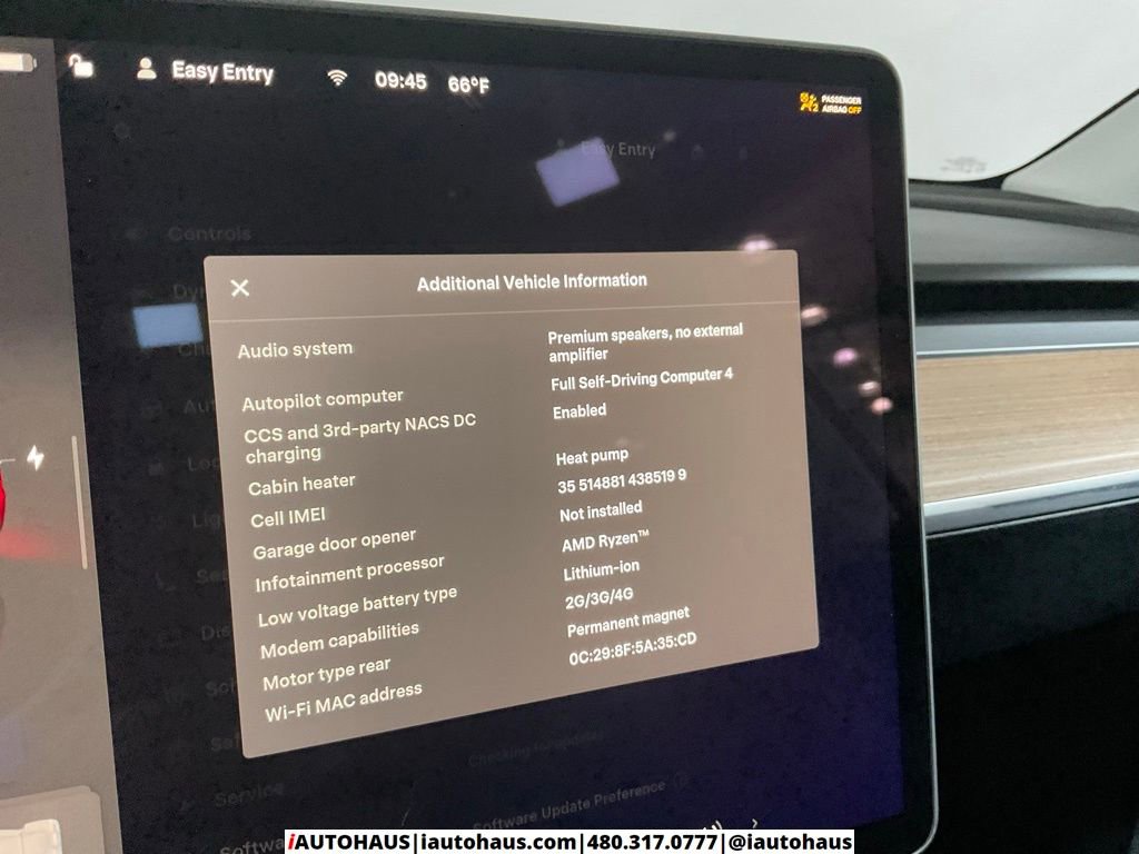 Used 2025 Tesla Model Y Long Range image 34