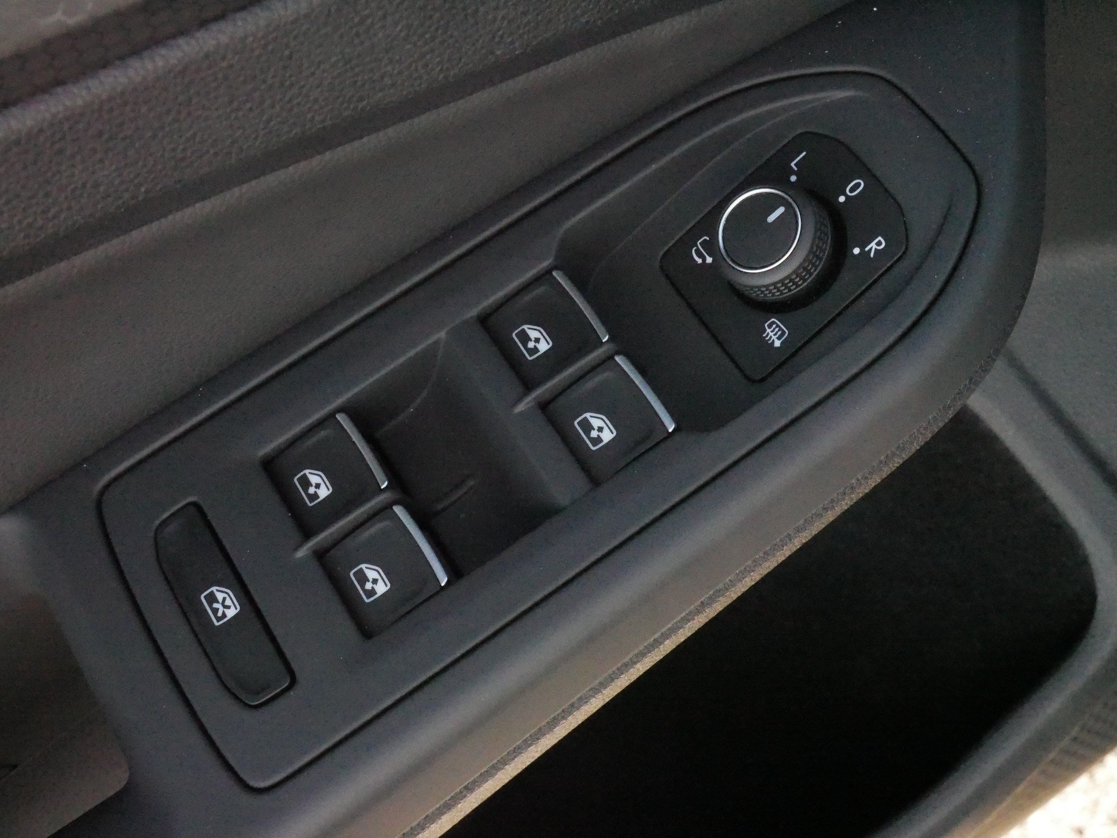 Certified 2024 Volkswagen GTI Autobahn FWD image 19