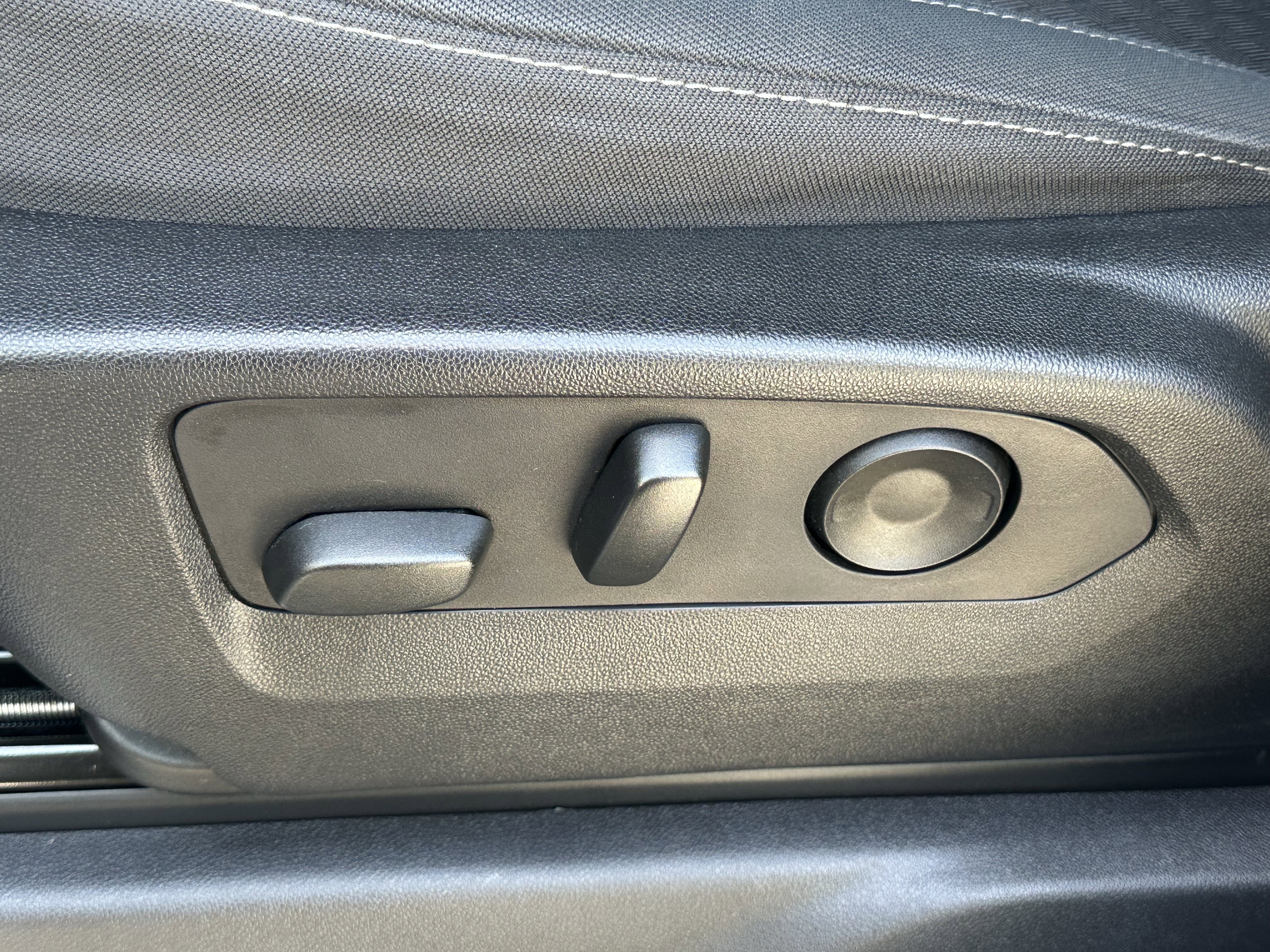 Certified 2024 Chevrolet Silverado 2500 LT w/ All Star Edition image 30