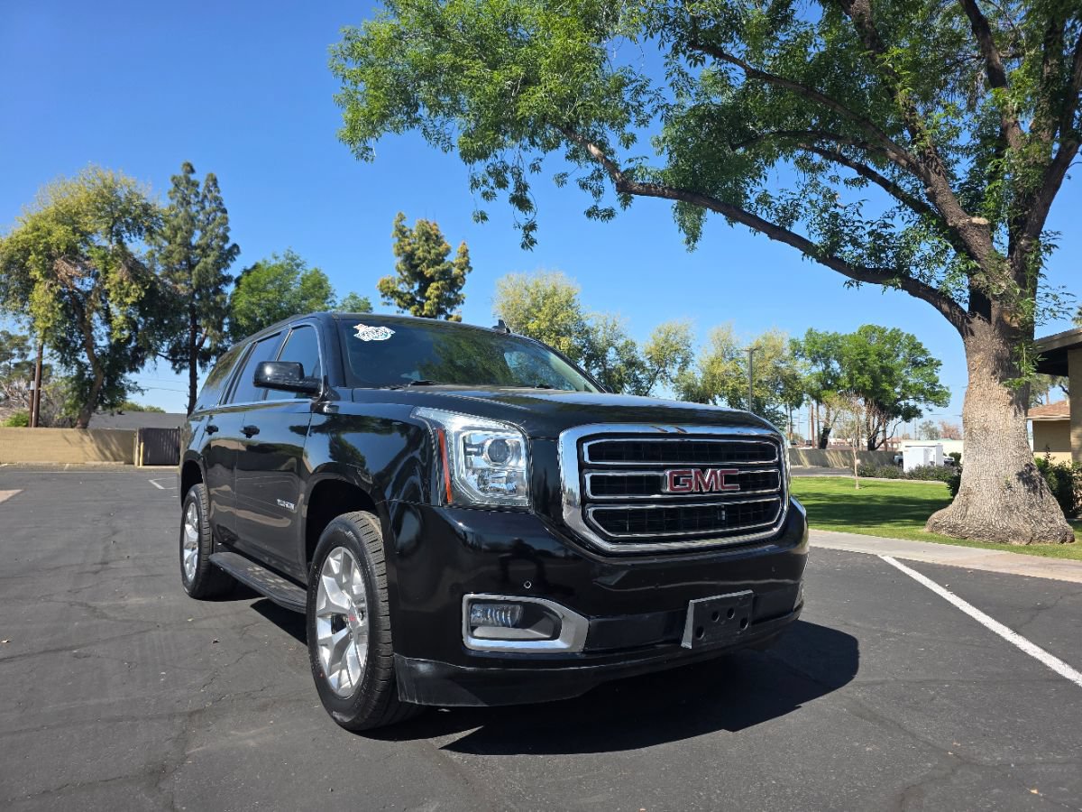 Used 2019 GMC Yukon SLE w/ SLE Value Package AWD/4WD image 1