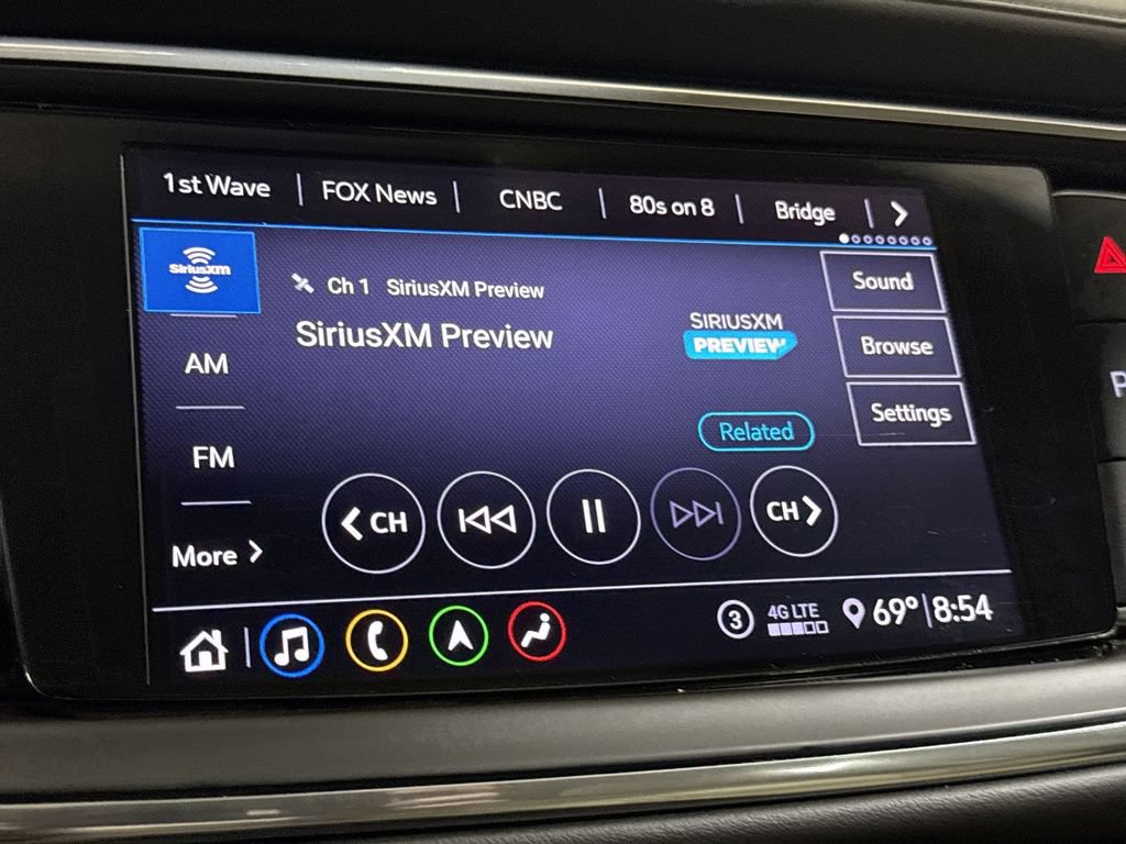 Used 2020 Buick Enclave Premium w/ Sun and Sites Package AWD/4WD image 14