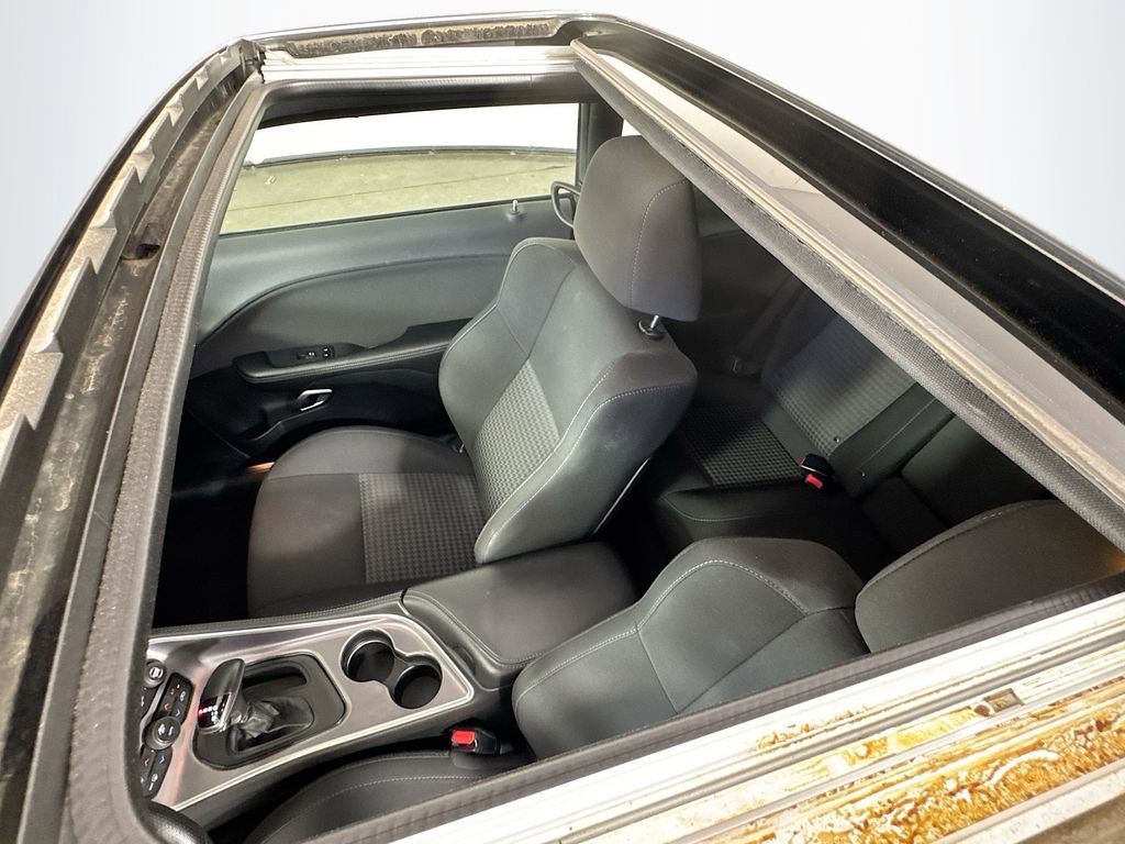 Used 2019 Dodge Challenger R/T w/ Driver Convenience Group image 23