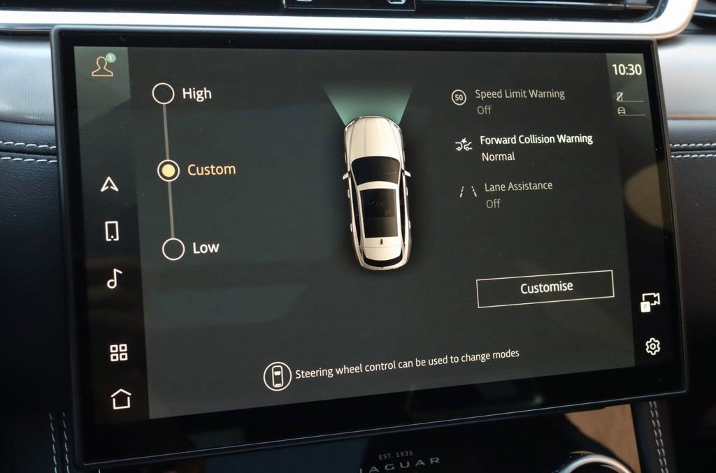 Used 2026 Jaguar F-PACE R-Dynamic S image 23