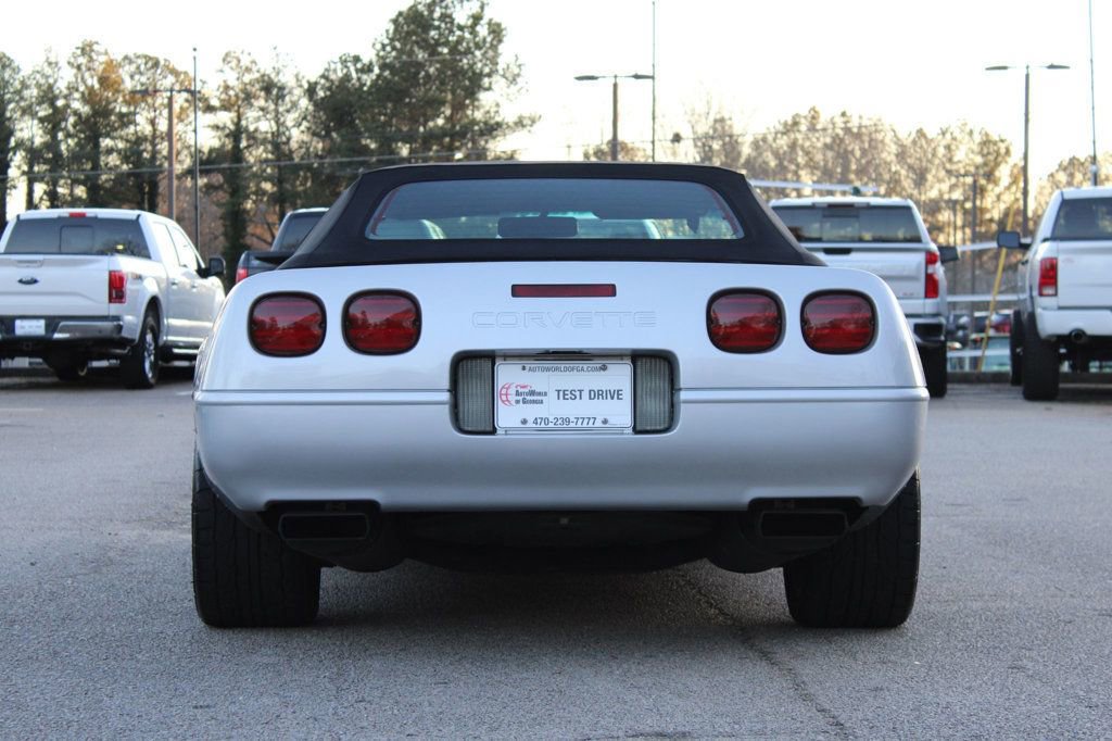 Used 1996 Chevrolet Corvette Convertible image 7
