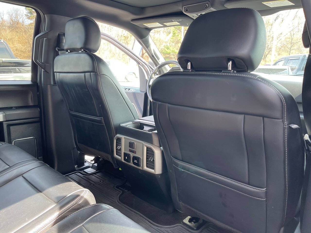 Used 2019 Ford F150 Lariat w/ Equipment Group 502A Luxury AWD/4WD image 29