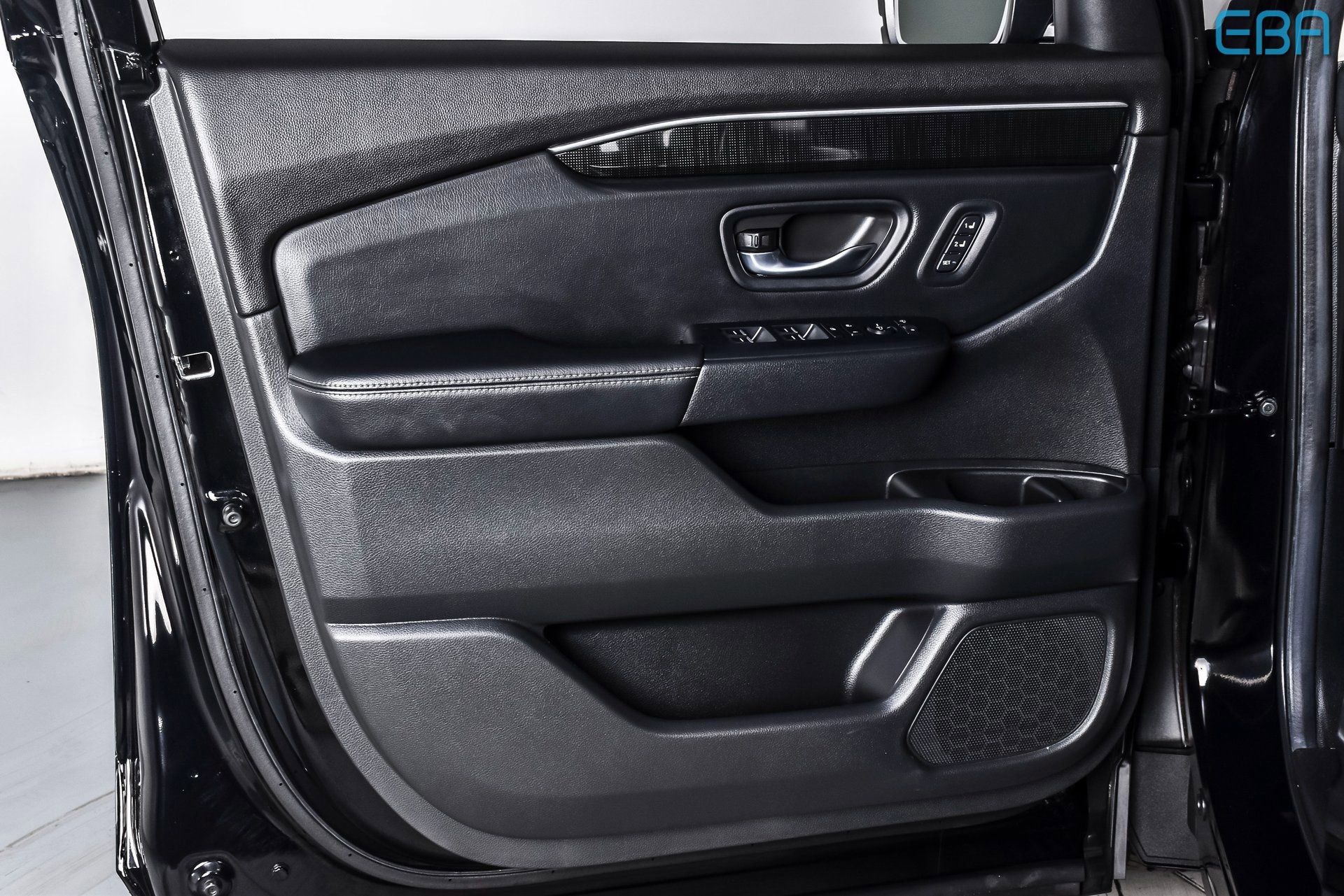 Used 2025 Honda Pilot Elite image 16