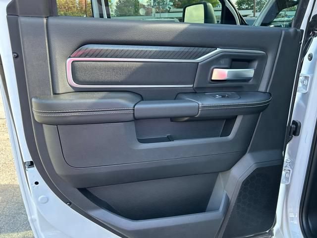 New 2026 RAM 3500 Big Horn AWD/4WD image 13