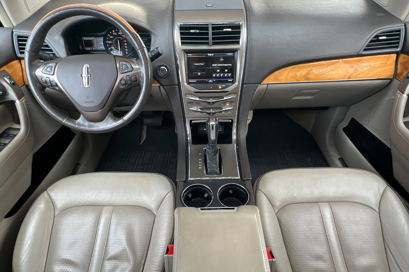 Used 2015 Lincoln MKX AWD w/ Equipment Group 102A image 18