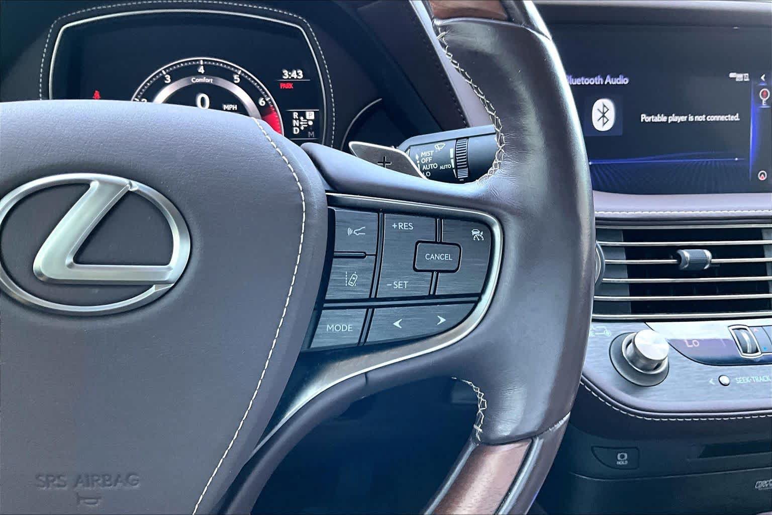 Used 2020 Lexus LS 500 w/ Interior Upgrade Package RWD image 23