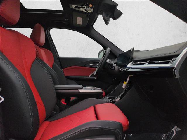 Used 2025 BMW X1 xDrive28i w/ Technology Package image 22