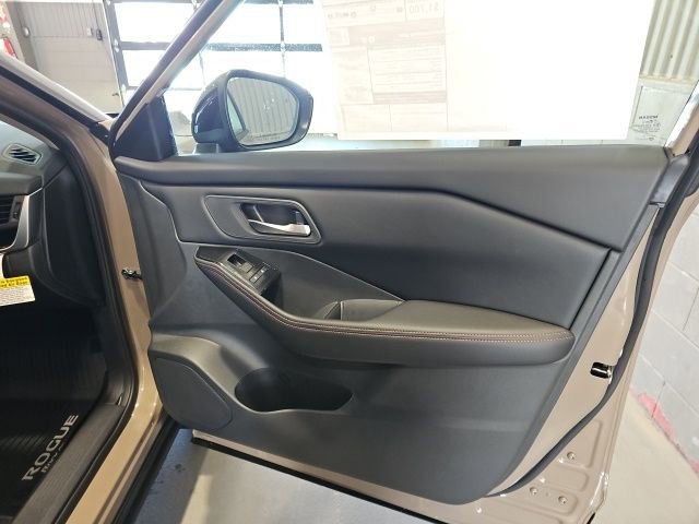 New 2026 Nissan Rogue SV image 26
