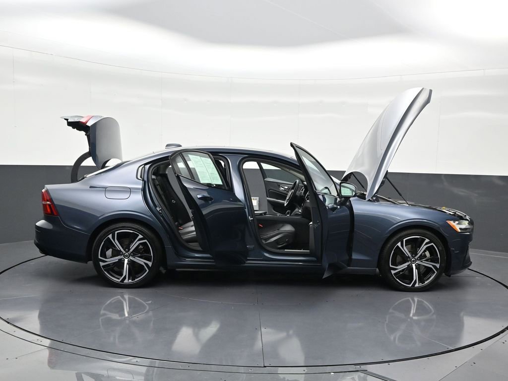 Used 2023 Volvo S60 B5 Core w/ Protection Package image 31