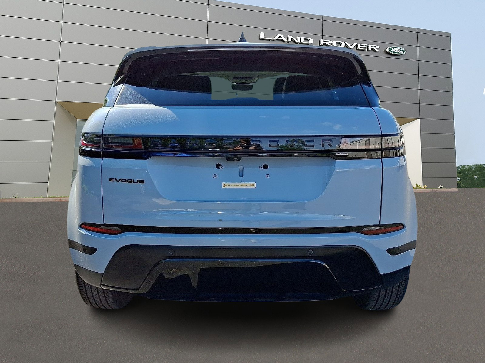 Certified 2024 Land Rover Range Rover Evoque S image 7