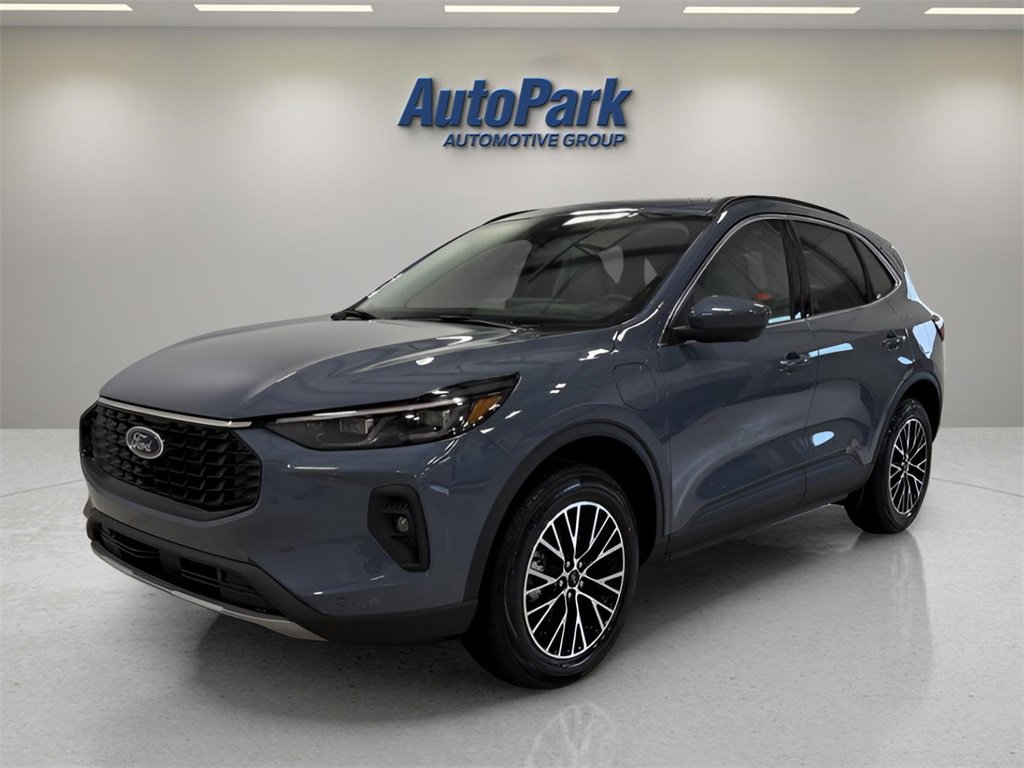 New 2026 Ford Escape SE w/ PHEV Premium Package image 3