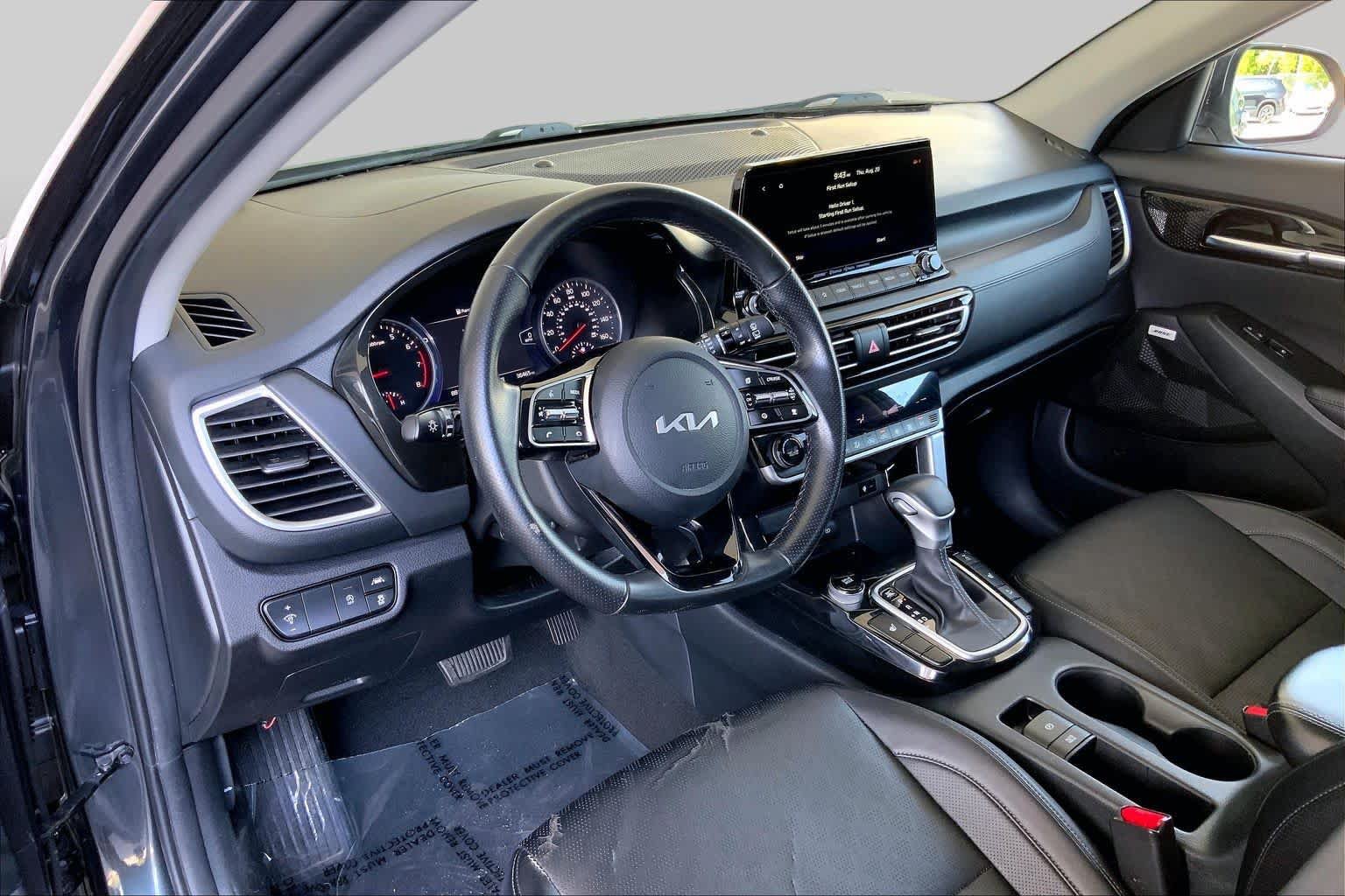 Used 2023 Kia Seltos SX w/ SX Sunroof Package AWD/4WD image 18