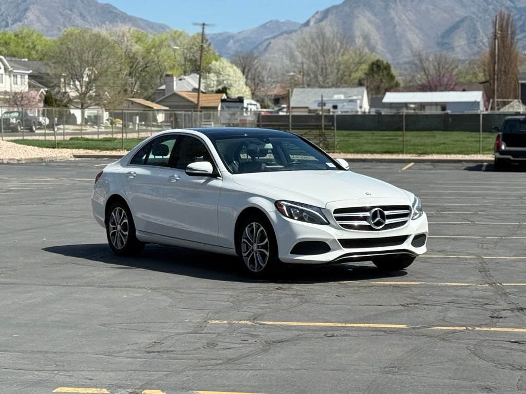 Used 2016 Mercedes-Benz C 300 4MATIC Sedan image 3