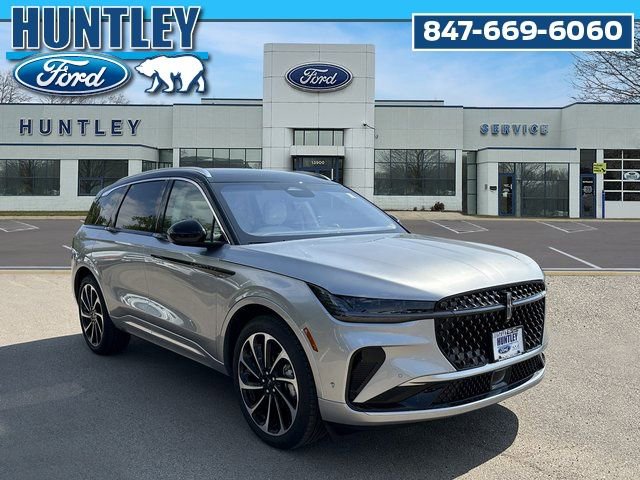 Used 2024 Lincoln Nautilus Black Label image 4