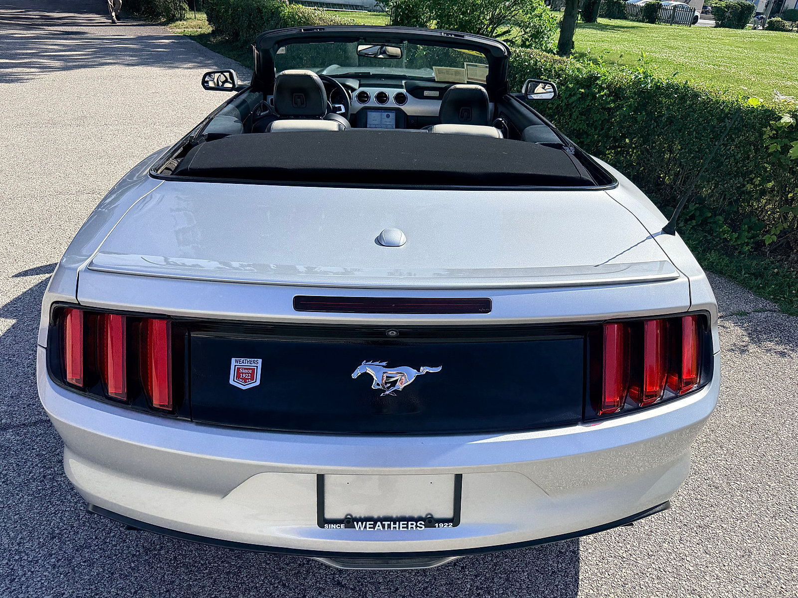 Used 2017 Ford Mustang Premium RWD image 4