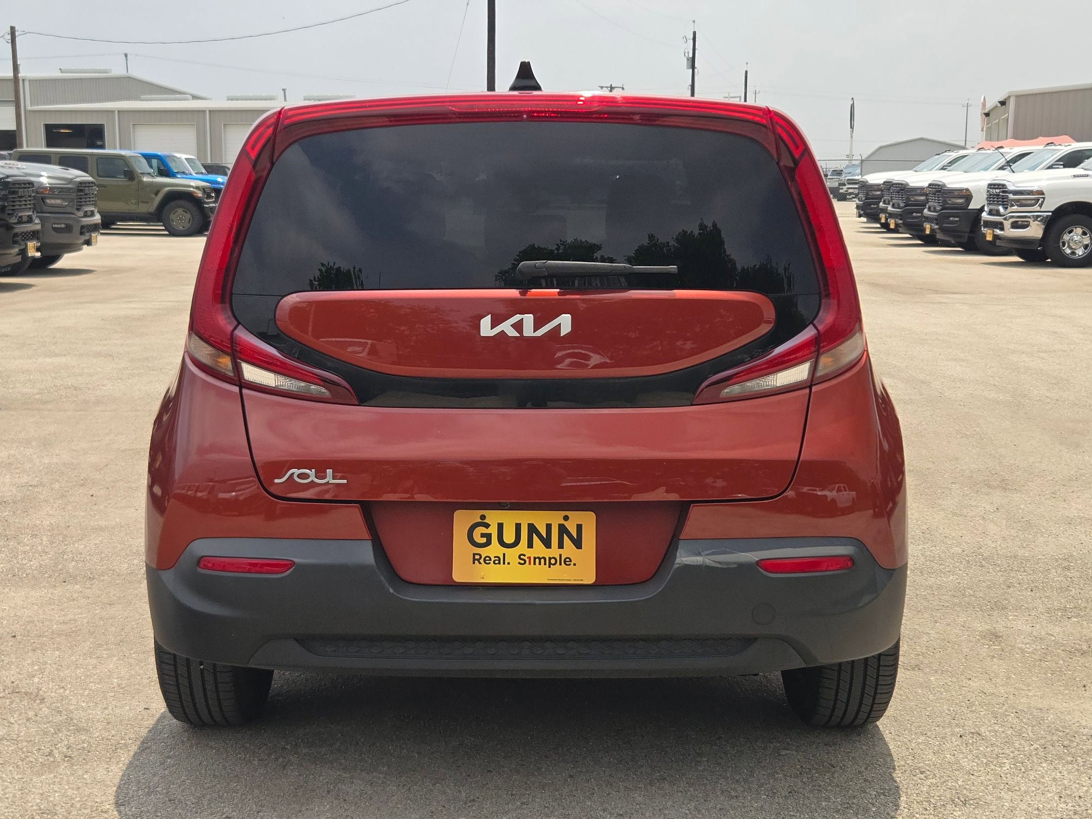 Used 2022 Kia Soul LX FWD image 4