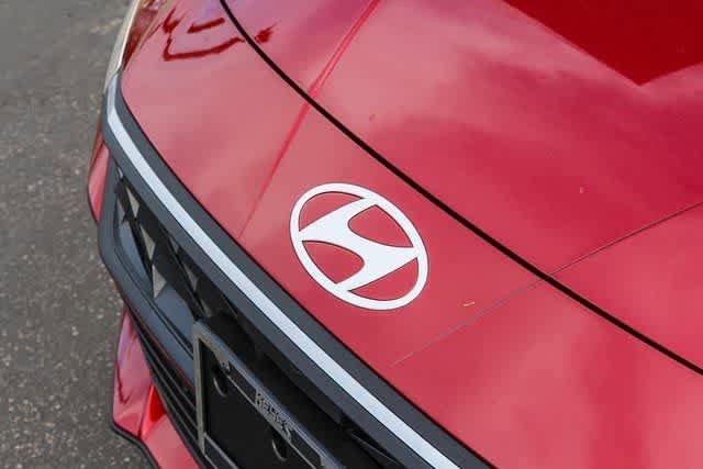 Certified 2025 Hyundai Elantra Sport FWD image 13