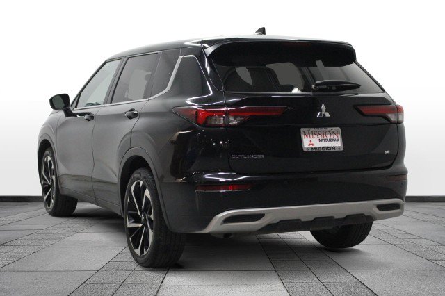 Used 2024 Mitsubishi Outlander SE FWD image 5