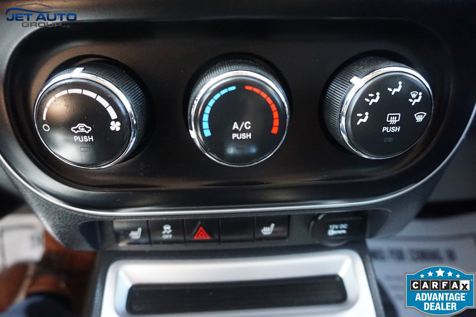 Used 2015 Jeep Compass Latitude AWD/4WD image 31