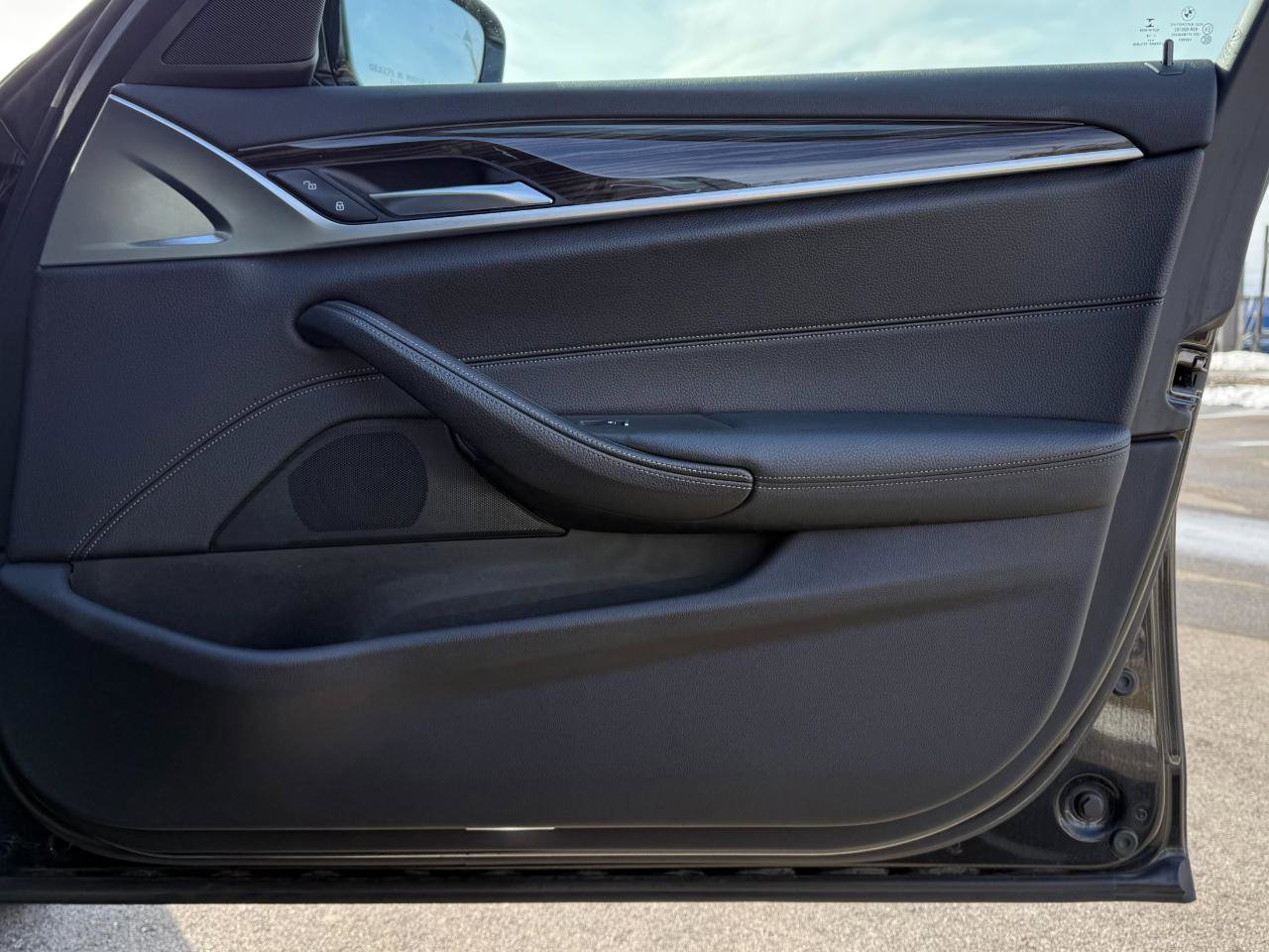 Used 2019 BMW 540i image 23