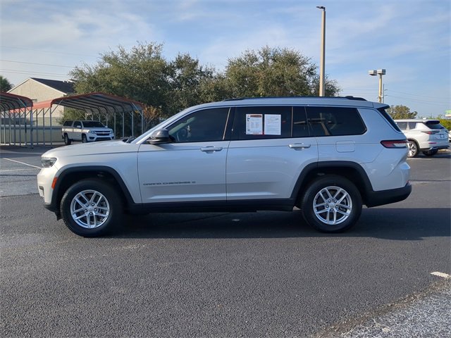 Used 2022 Jeep Grand Cherokee L Laredo w/ Luxury Tech Group I image 3