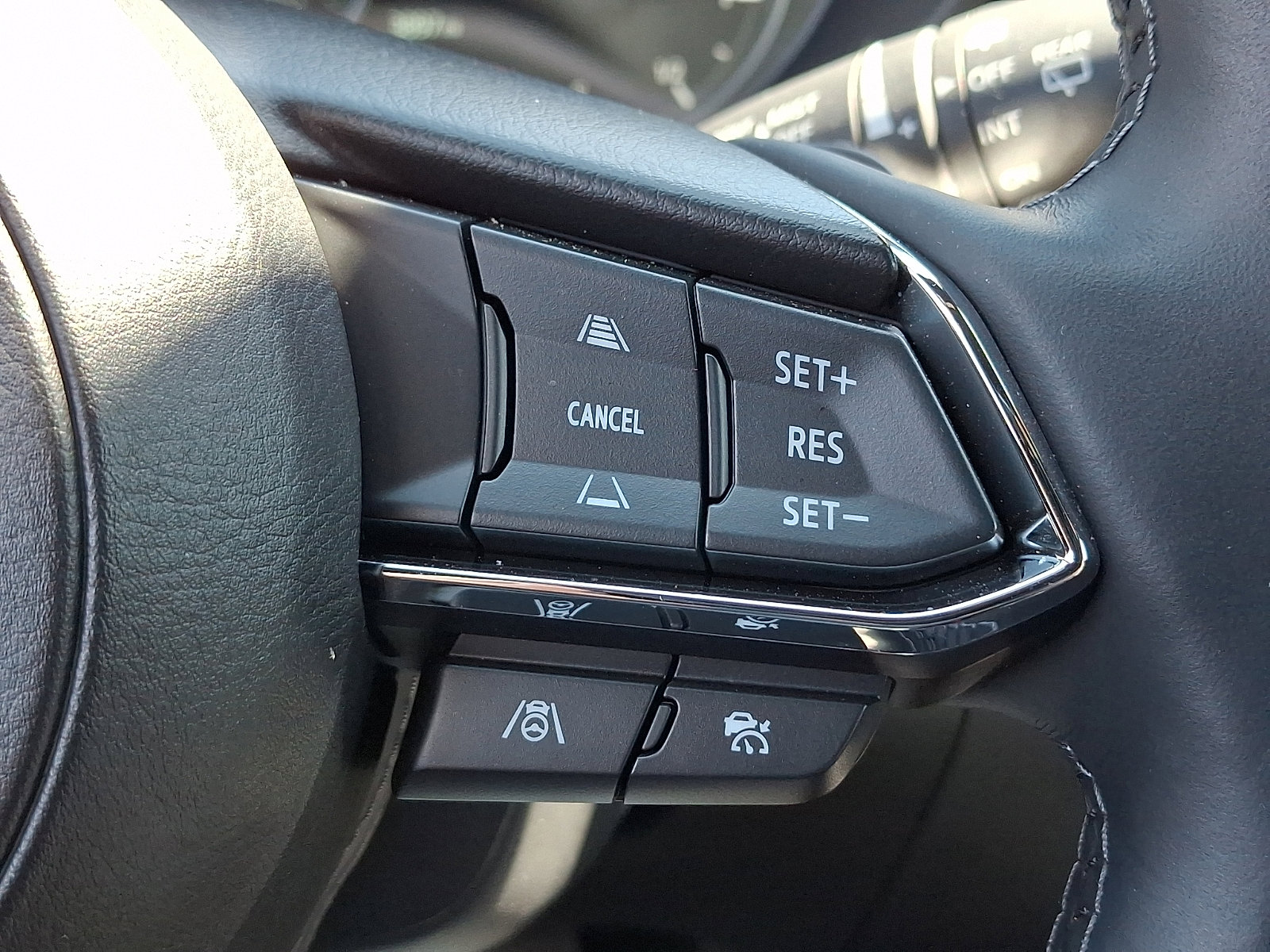 Certified 2025 MAZDA CX-5 Signature AWD/4WD image 24