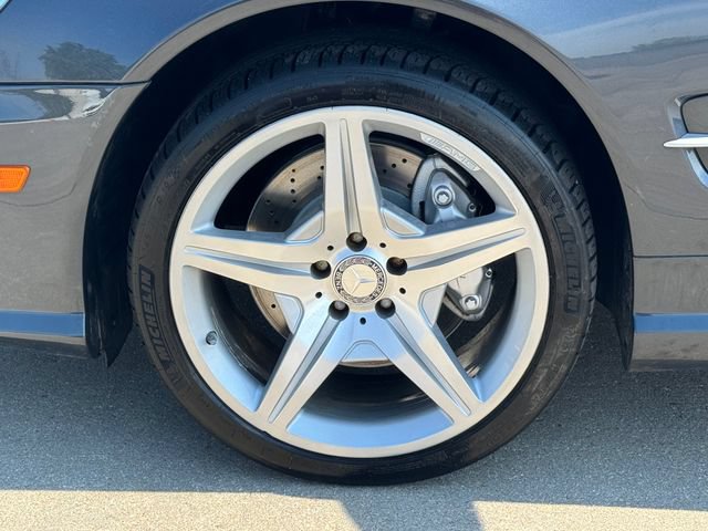 Used 2011 Mercedes-Benz SL 550 image 5